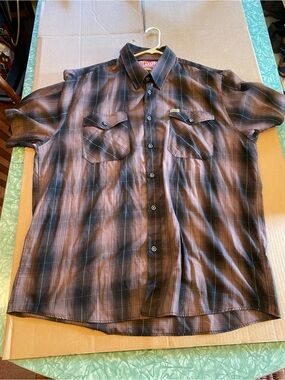 DIXXON Men's Short-Sleeve Plaid Button-Down Shirt - Brown and Black